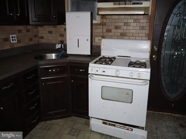 2419 S PHILIP ST, Philadelphia, PA 19148