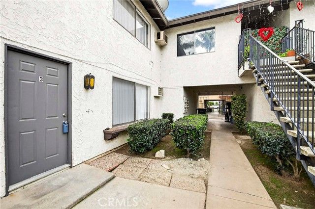 160 Greentree Lane, La Habra, CA 90631