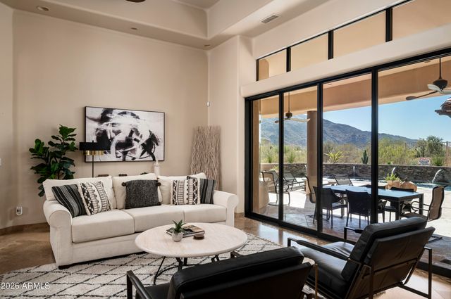 7624 E STAGECOACH Pass, Carefree, AZ 85377