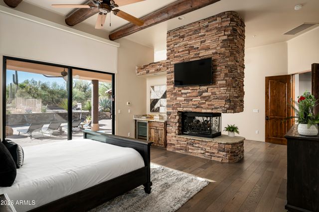 7624 E STAGECOACH Pass, Carefree, AZ 85377