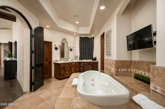 7624 E STAGECOACH Pass, Carefree, AZ 85377