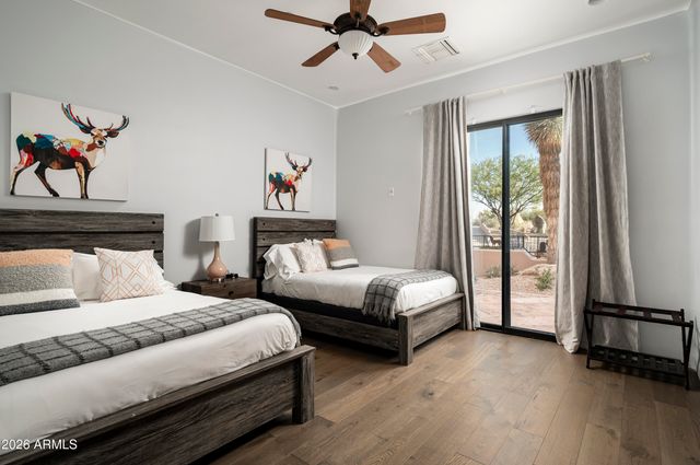 7624 E STAGECOACH Pass, Carefree, AZ 85377
