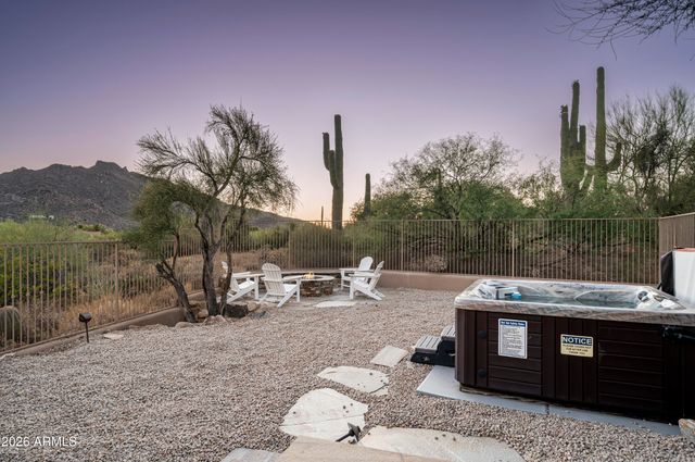 7624 E STAGECOACH Pass, Carefree, AZ 85377