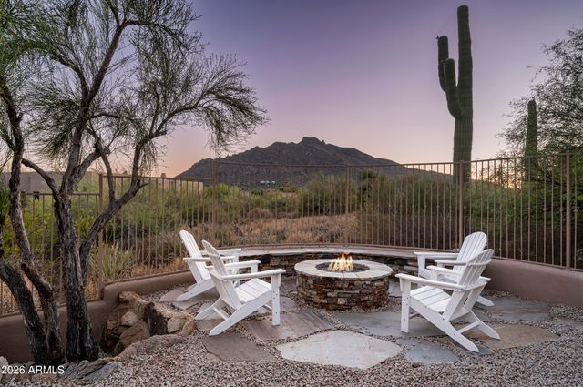 7624 E STAGECOACH Pass, Carefree, AZ 85377