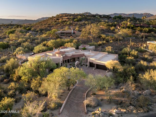 7624 E STAGECOACH Pass, Carefree, AZ 85377