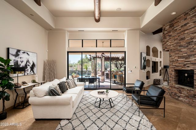 7624 E STAGECOACH Pass, Carefree, AZ 85377