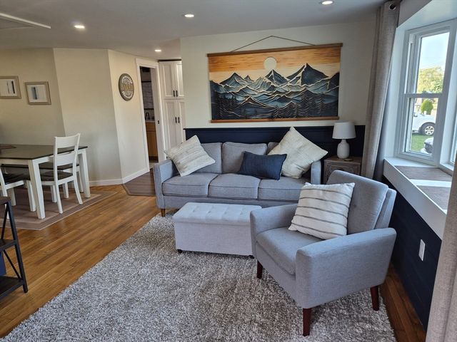20 Johnson Terrace 20, Marshfield, MA 02050