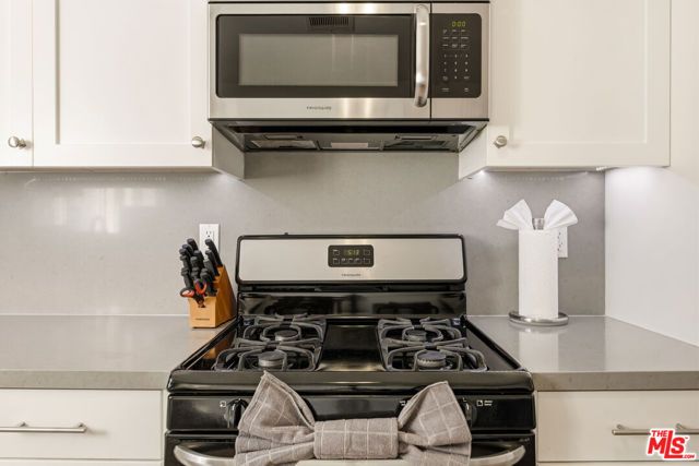 2741 S Palm Grove Avenue, Los Angeles, CA 90016