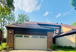 325 Shadowbend Drive 325, Wheeling, IL 60090