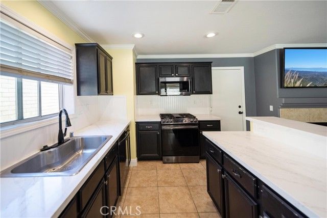 29435 Falling Leaf Drive, Lake Elsinore, CA 92530