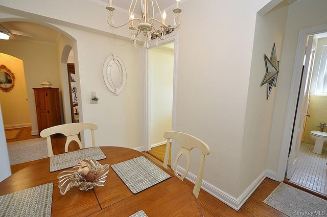 253 Garth Road 6F, Scarsdale, NY 10583