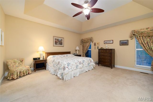 1156 Hollow Valley Court, St Charles, MO 63304