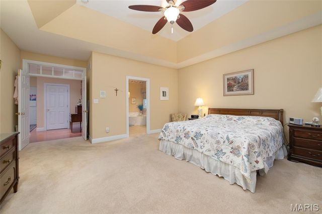 1156 Hollow Valley Court, St Charles, MO 63304
