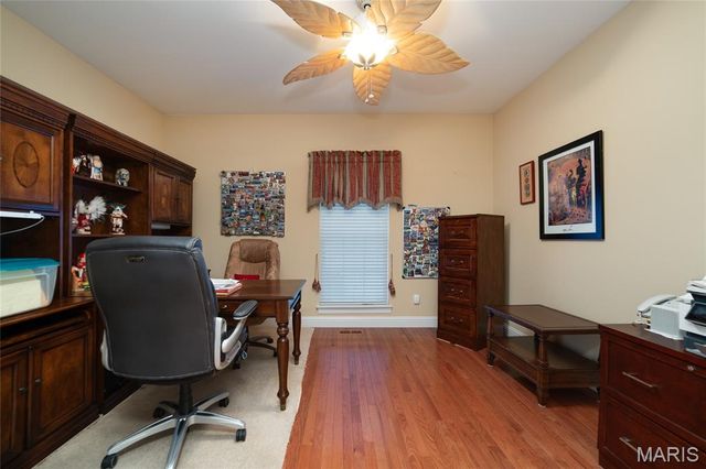1156 Hollow Valley Court, St Charles, MO 63304