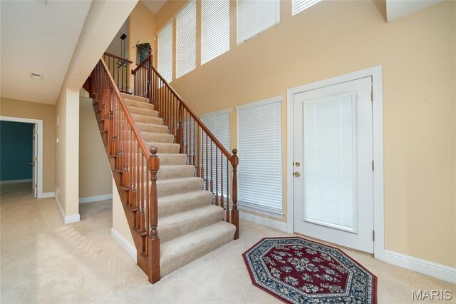 1156 Hollow Valley Court, St Charles, MO 63304