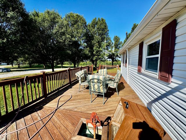 4517 E County Road 400 S, New Castle, IN 47362