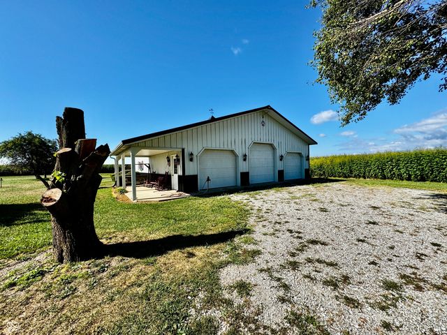 4517 E County Road 400 S, New Castle, IN 47362