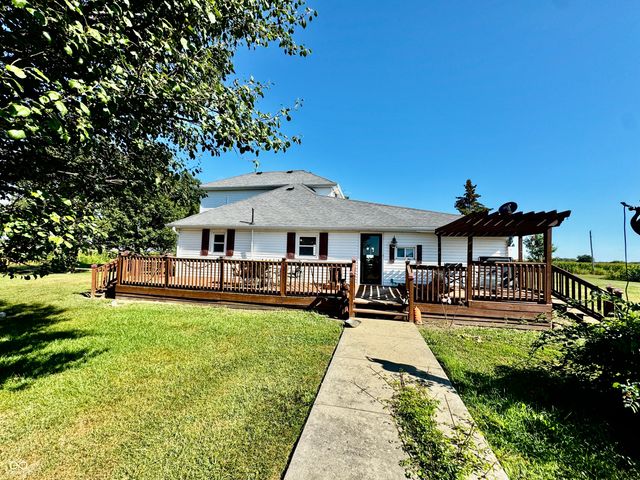 4517 E County Road 400 S, New Castle, IN 47362