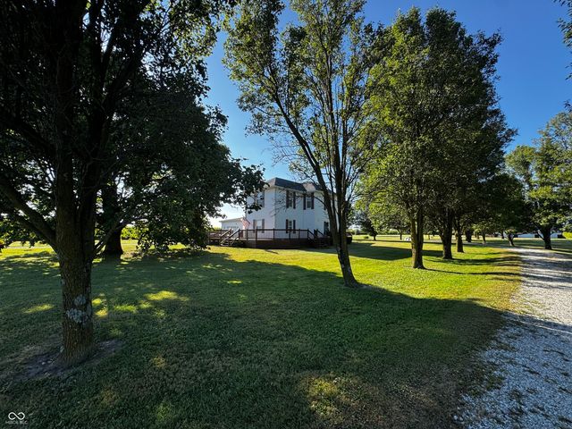 4517 E County Road 400 S, New Castle, IN 47362