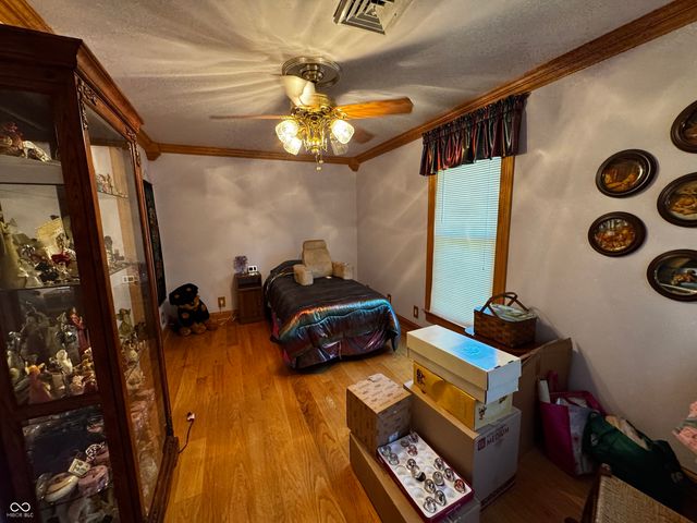 4517 E County Road 400 S, New Castle, IN 47362