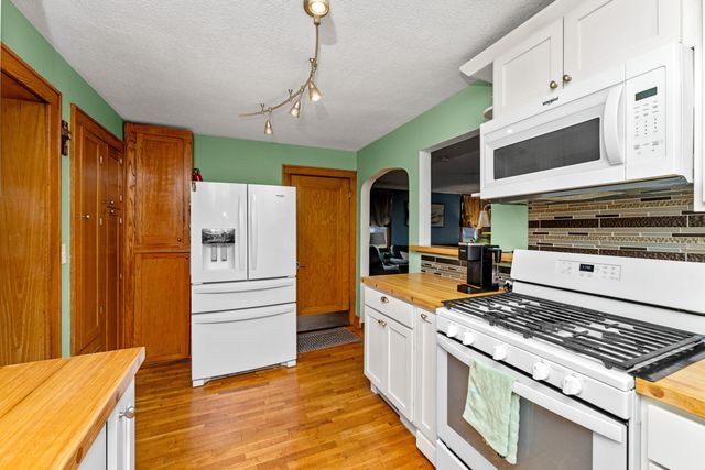 100 Circle Drive, Battle Creek City, MI 49015