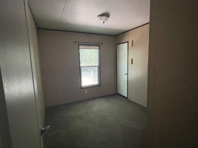 818 SE County Road 2260, Corsicana, TX 75109
