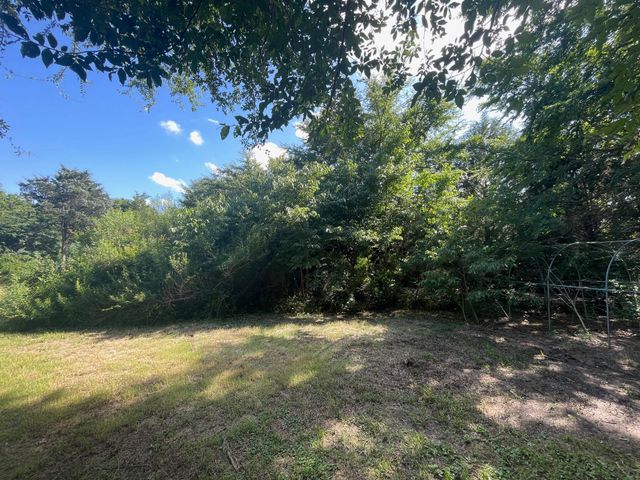 818 SE County Road 2260, Corsicana, TX 75109