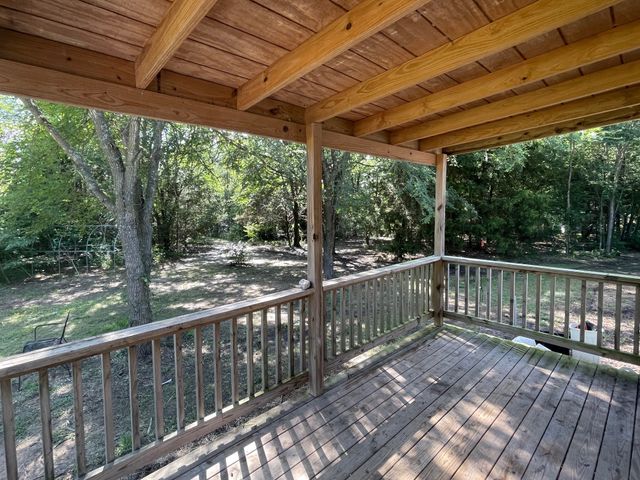 818 SE County Road 2260, Corsicana, TX 75109