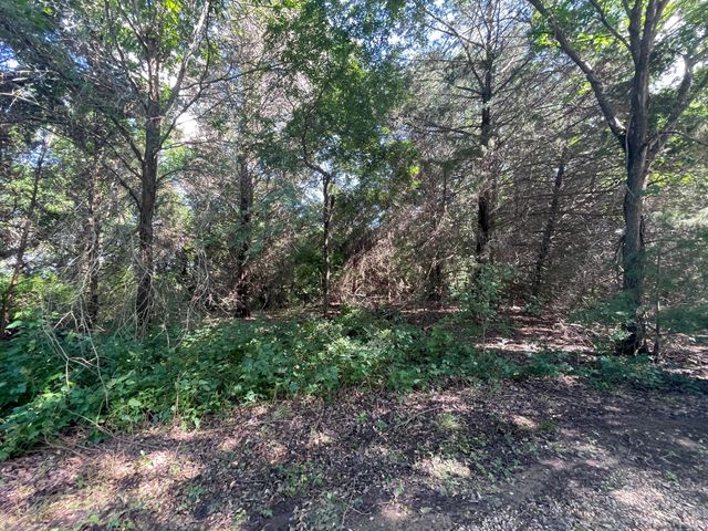 818 SE County Road 2260, Corsicana, TX 75109