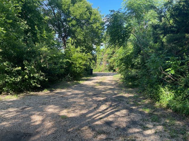 818 SE County Road 2260, Corsicana, TX 75109