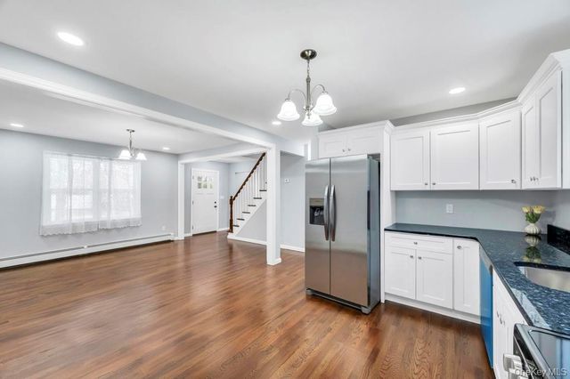 4 Dourland Road, Medford, NY 11763