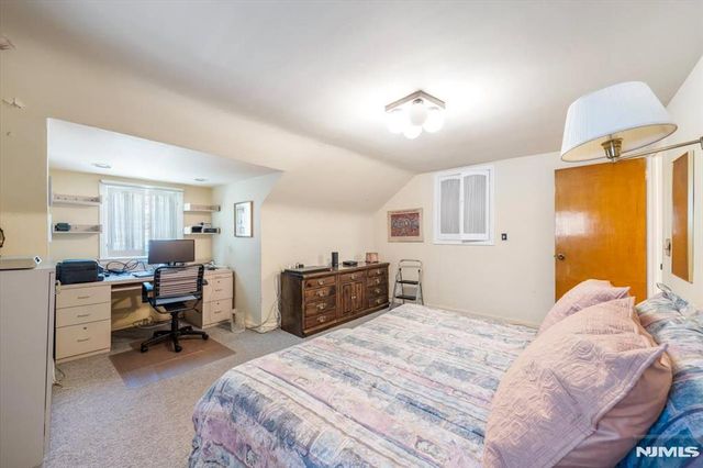 250 Briarcliffe Road, Teaneck, NJ 07666