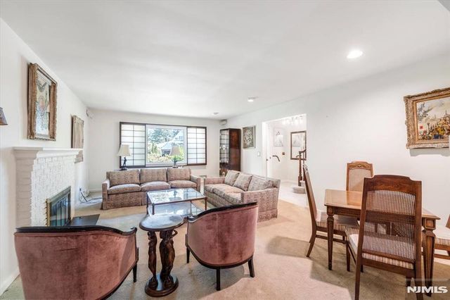 250 Briarcliffe Road, Teaneck, NJ 07666