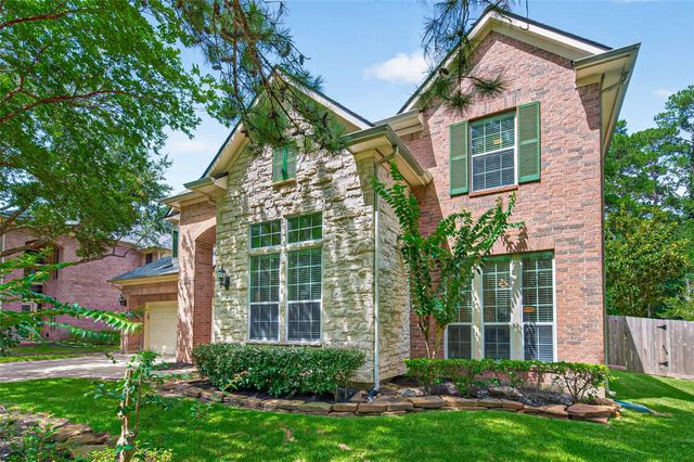 27 E Shale Creek Circle, The Woodlands, TX 77382