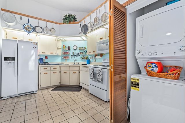 596 N NOVA ROAD 308, Ormond Beach, FL 32174