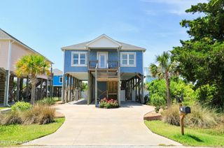 4317 E Pelican Drive, Oak Island, NC 28465