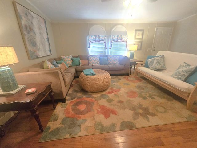 564 Lagrande Dr., Garden City Beach, SC 29576