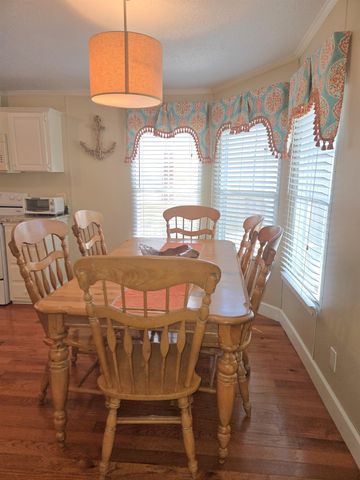 564 Lagrande Dr., Garden City Beach, SC 29576