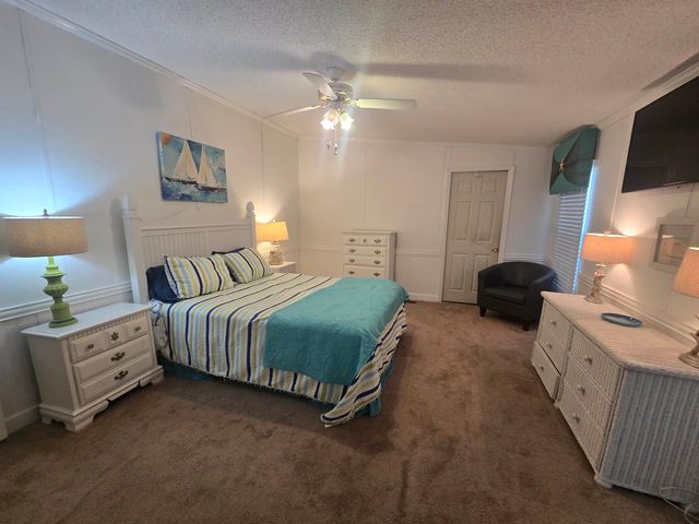 564 Lagrande Dr., Garden City Beach, SC 29576