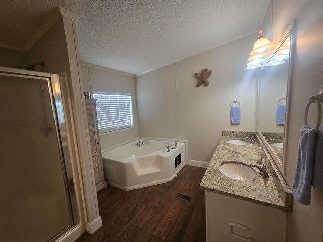 564 Lagrande Dr., Garden City Beach, SC 29576