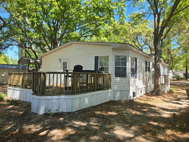 564 Lagrande Dr., Garden City Beach, SC 29576