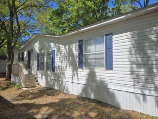 564 Lagrande Dr., Garden City Beach, SC 29576