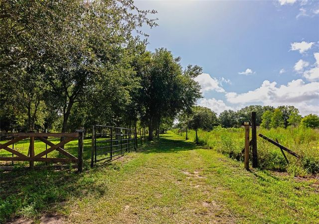 10589 BRENDLE ROAD, Myakka City, FL 34251