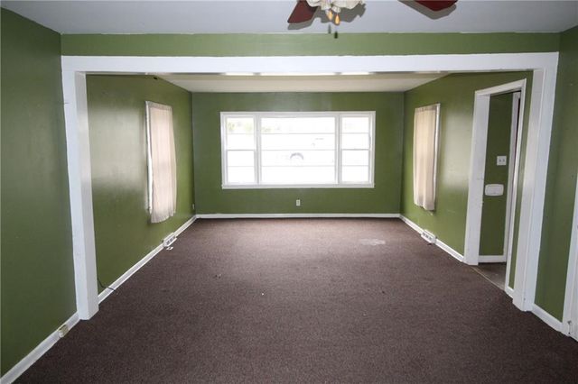 1331 Spruce Street, Leavenworth, KS 66048