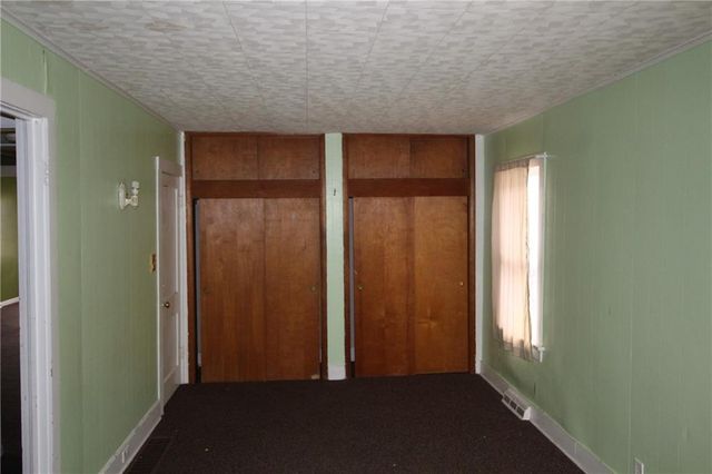1331 Spruce Street, Leavenworth, KS 66048