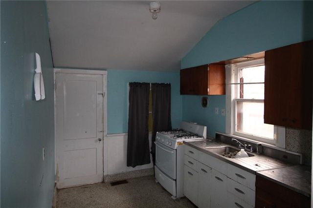 1331 Spruce Street, Leavenworth, KS 66048