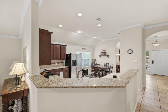 24118 Mckinzie Ridge Drive, Porter, TX 77365