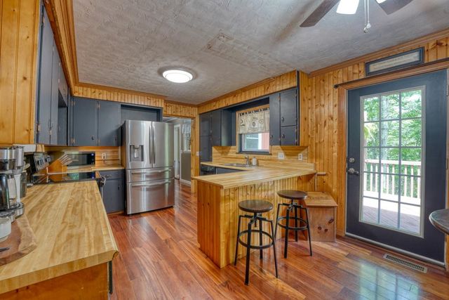 383 Sunrise Street, Murphy, NC 28906