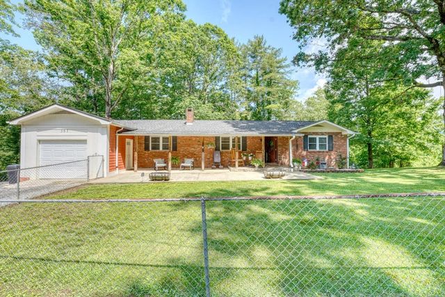 383 Sunrise Street, Murphy, NC 28906