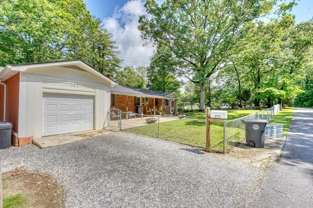 383 Sunrise Street, Murphy, NC 28906